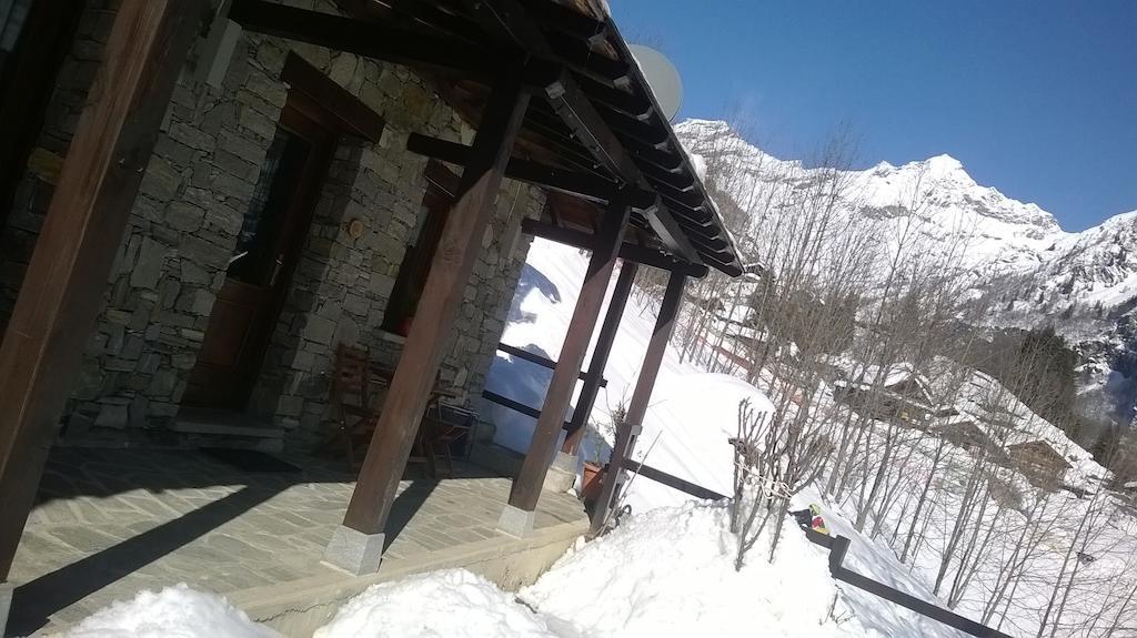 Residence Casa Dei Fiori Alagna Valsesia Pokoj fotografie